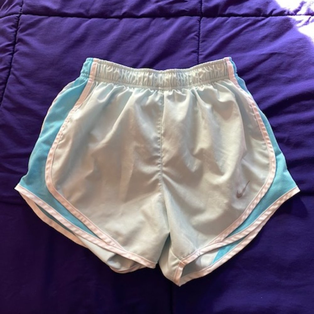XS Women Nike Dri-Fit Shorts